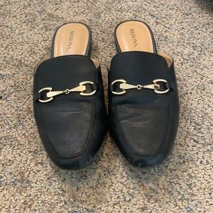 Black women’s slip on shoes